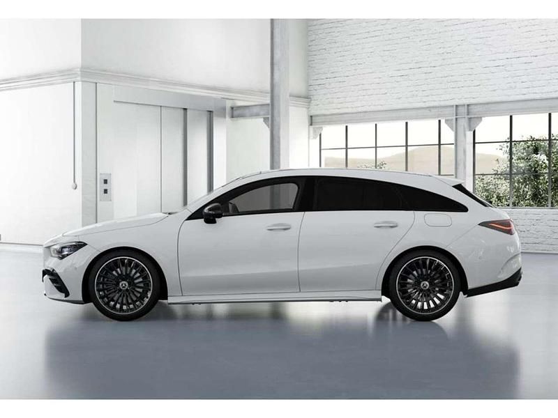 Gebraucht Mercedes CLA220 AMG 190 PS (139 kW) 2024 Polarweiss Limousine