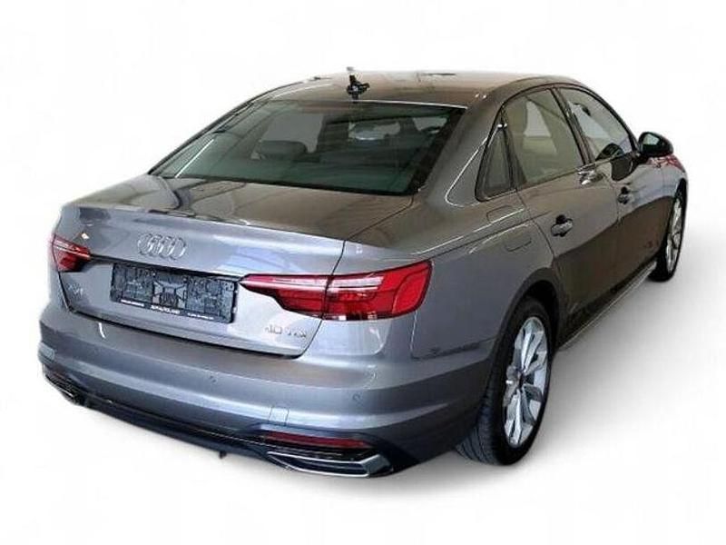 Gebraucht Audi A4 Advanced 204 PS (150 kW) 2022 Terragrau metallic Limousine