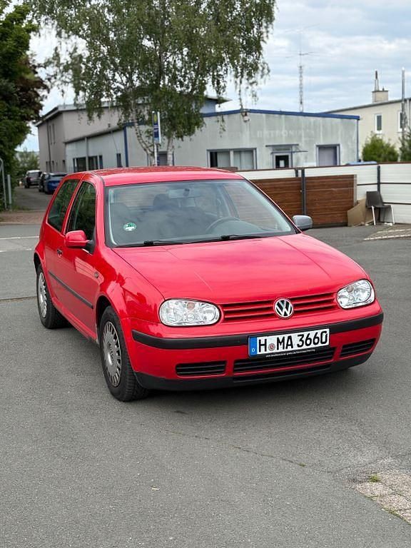 Rot Gebraucht 1998 VW Golf IV Limousine | 1.800 € (Fairer Preis) - Bild 1/4