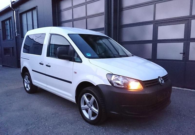 Gebraucht VW Caddy 110 PS (80 kW) 2011 Weiß Van / Kleinbus