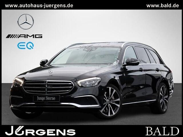 Gebraucht Mercedes E400 Avantgarde 330 PS (242 kW) 2021 Metalliclack obsidianschwarz Kombi