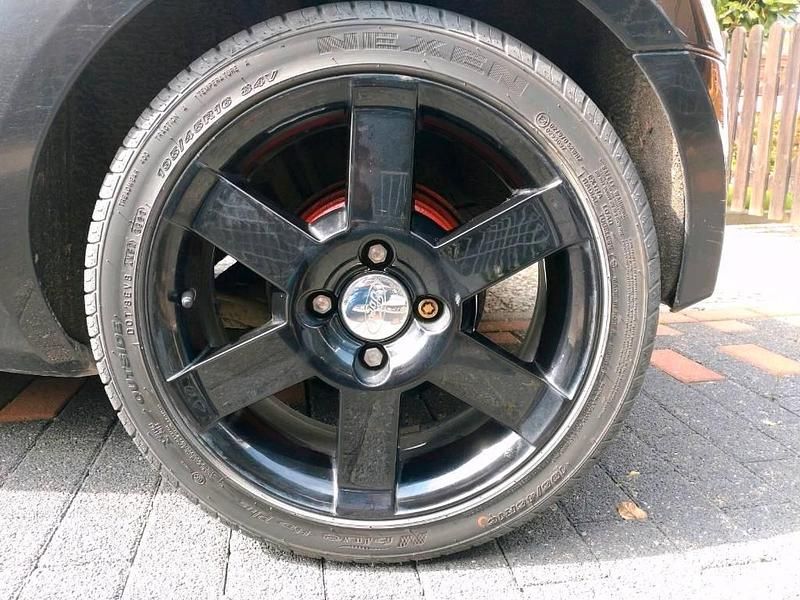 Gebraucht Ford StreetKa 95 PS (69 kW) 2004 Schwarz Cabrio