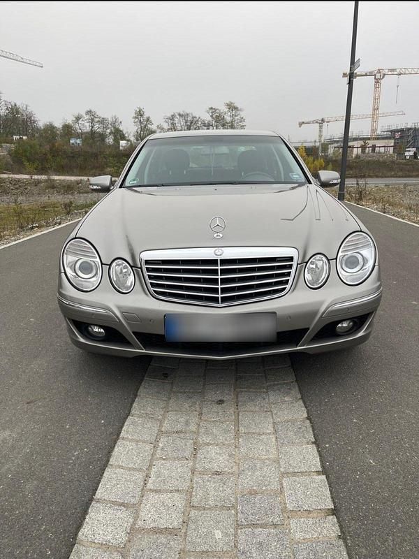 Gebraucht Mercedes E280 Elegance 190 PS (139 kW) 2008 Limousine