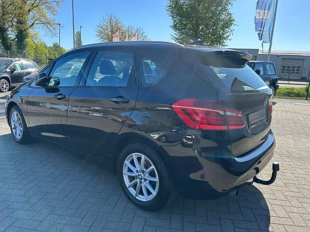 Używany BMW 218 Basis 136 KM (100 kW) 2014 Brązowy Kombi