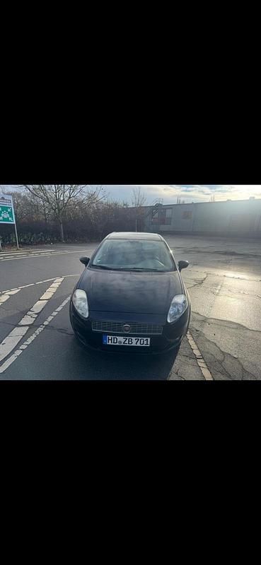 Gebraucht Fiat Punto 66 PS (48 kW) 2009 Schwarz Kleinwagen