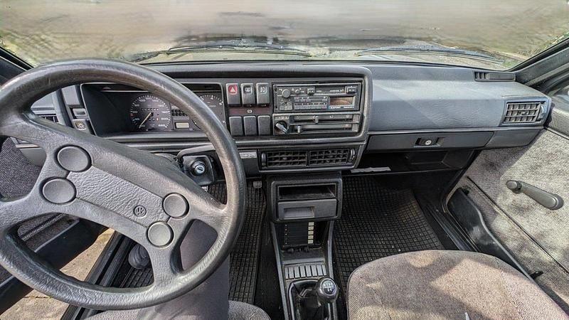 Gebraucht VW Golf II 90 PS (66 kW) 1987 Grau Kleinwagen