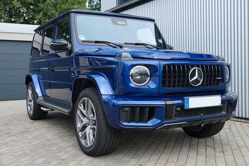 Blau Gebraucht 2024 Mercedes G63 AMG AMG SUV | 204.900 € (Etwas zu teuer) - Bild 1/4
