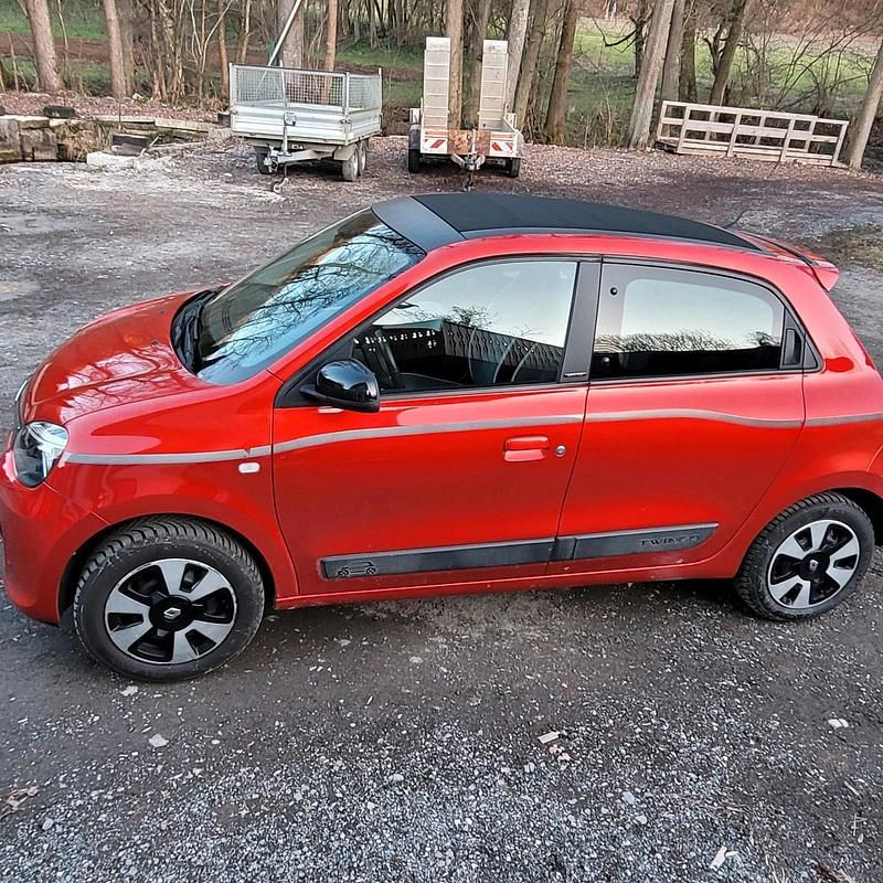 Gebraucht Renault Twingo 52 PS (38 kW) 2018 Rot Kleinwagen