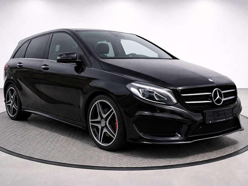 Gebraucht Mercedes B220 AMG 177 PS (130 kW) 2015 Schwarz Kleinwagen