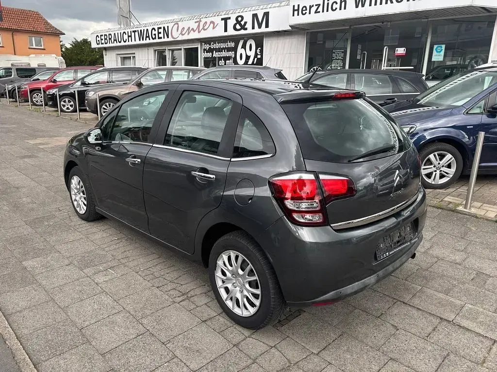 Gebraucht Citroën C3 SELECTION 82 PS (60 kW) 2015 Grau Limousine
