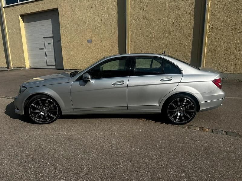 Gebraucht Mercedes C350 306 PS (225 kW) 2013 Silber Limousine