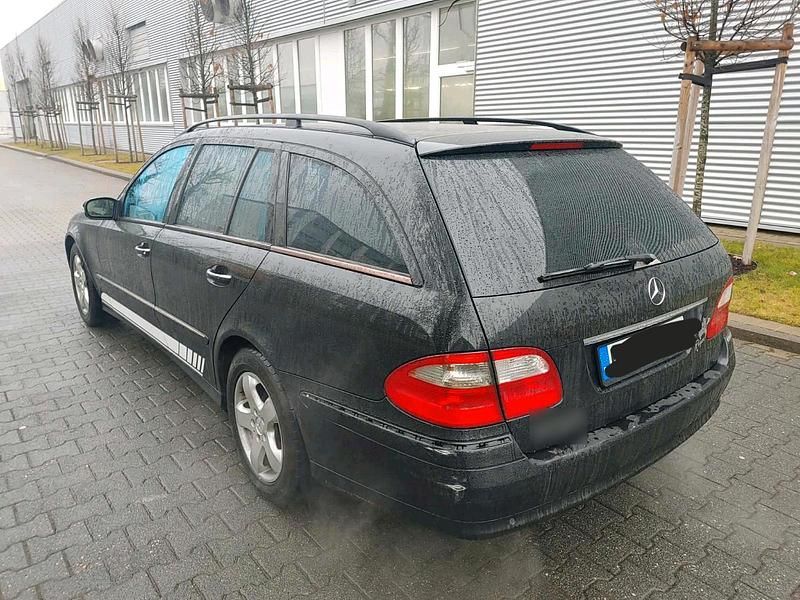 Gebraucht Mercedes E320 Avantgarde 224 PS (164 kW) 2003 Schwarz Kombi