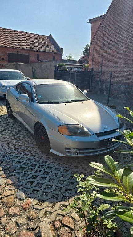 Silber Gebraucht 2003 Hyundai Coupé Style Coupé | 2.290 € (Fairer Preis) - Bild 1/4