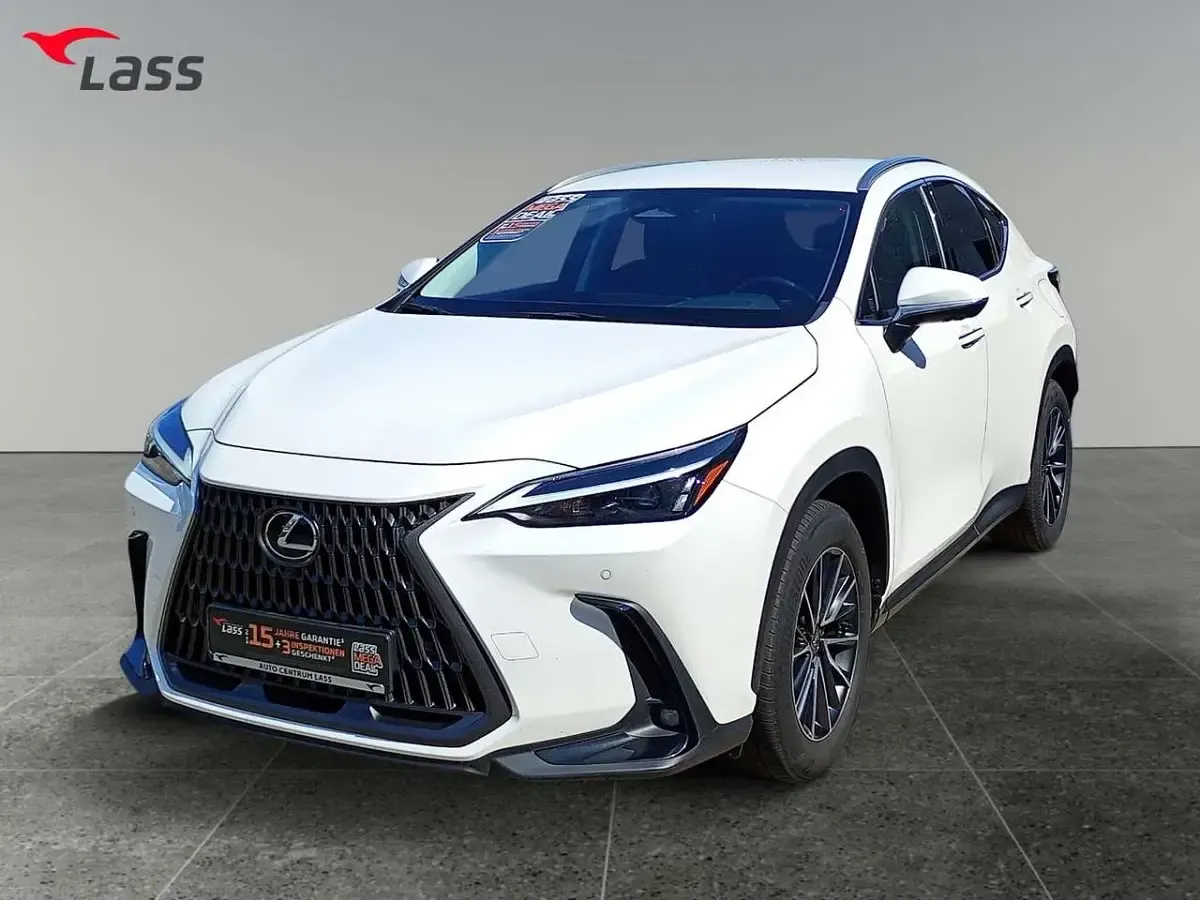 Gebraucht Lexus NX450h+ Business Edition 309 PS (227 kW) 2023 Weiß SUV