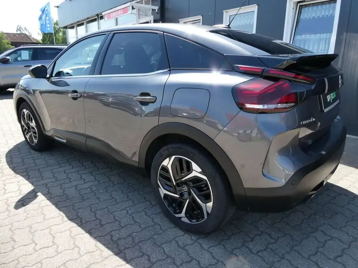 Gebraucht Citroën C4 PureTech 131 PS (96 kW) 2023 Grau SUV