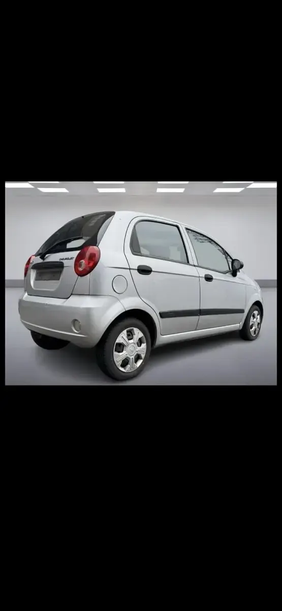 Gebraucht Chevrolet Matiz 70 PS (51 kW) 2009 Grau Kleinwagen