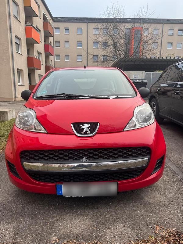Gebraucht Peugeot 107 68 PS (50 kW) 2011 Rot Kleinwagen