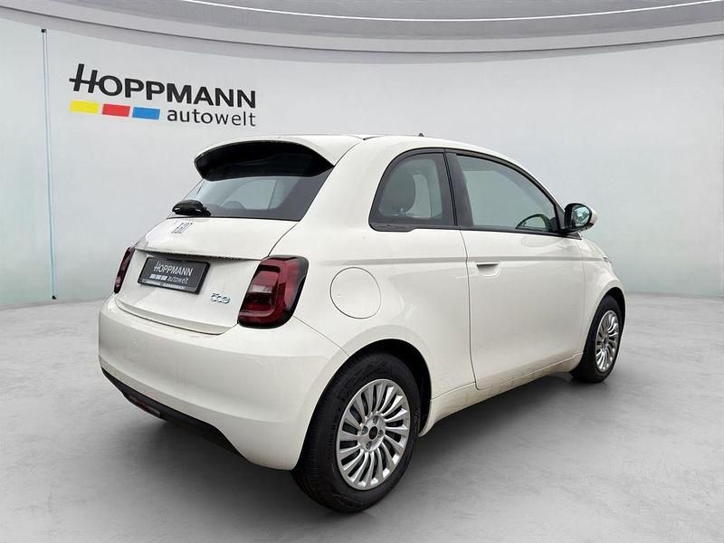 Gebraucht Fiat 500e 86 kW (118 PS) 2023 Weiß Limousine