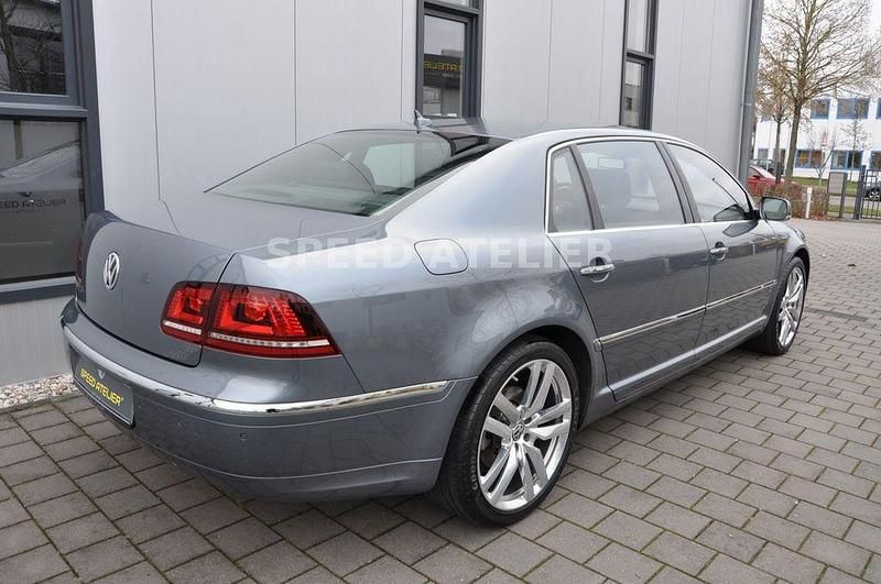 Second-hand VW Phaeton 245 CP (180 kW) 2014 Gri Berlinǎ