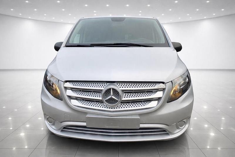 Gebraucht Mercedes Vito Edition 163 PS (119 kW) 2020 Silber Van