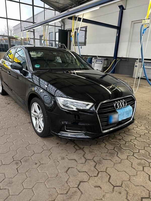Gebraucht Audi A3 Design 150 PS (110 kW) 2019 Schwarz Limousine