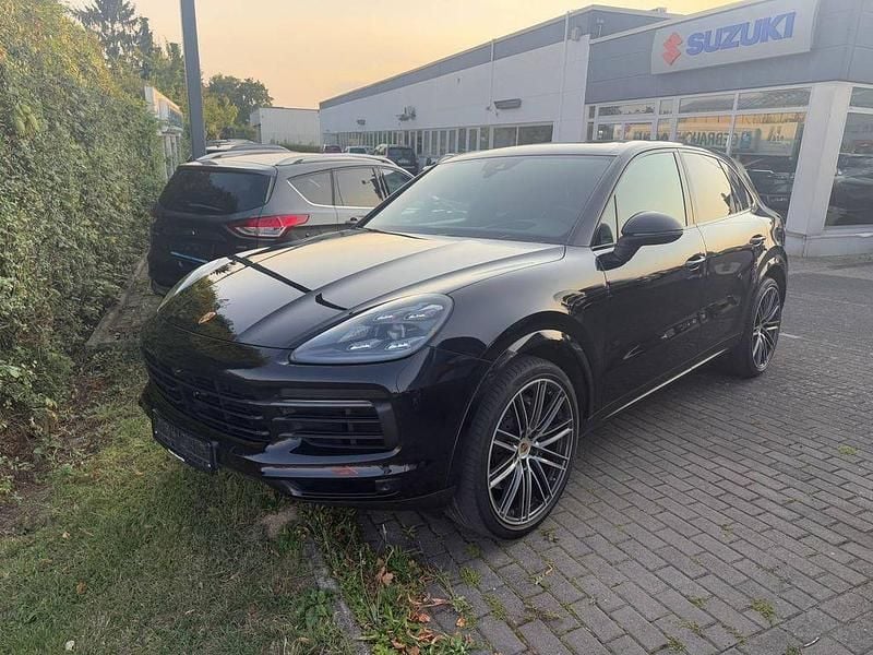 Schwarz Gebraucht 2020 Porsche Cayenne S SUV | 61.899 € (Fairer Preis) - Bild 1/3