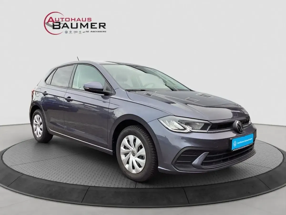 Gebraucht VW Polo Life 95 PS (69 kW) 2024 Rauchgrau (metallic) Kleinwagen