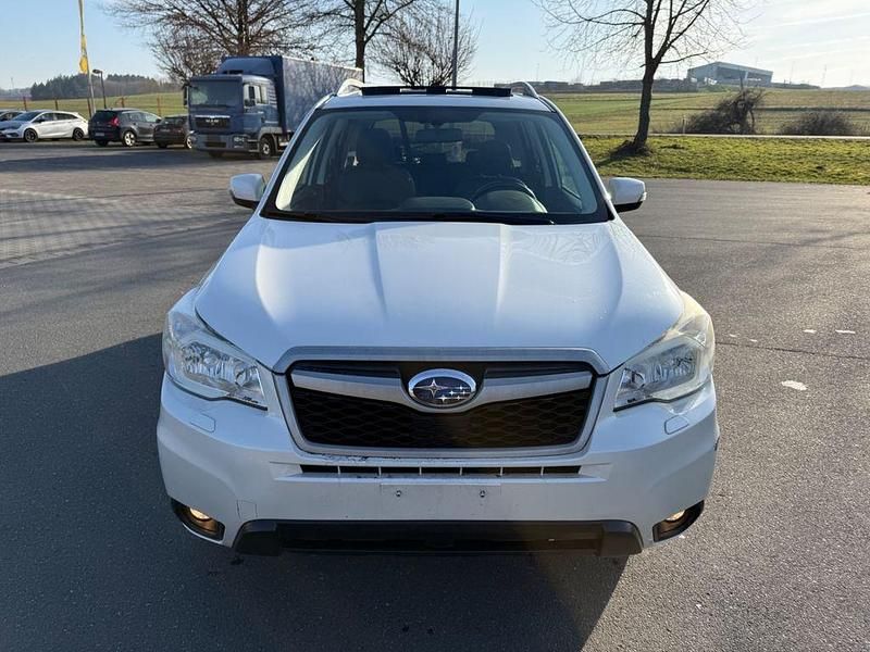 Gebraucht Subaru Forester Active 147 PS (108 kW) 2013 Weiß SUV