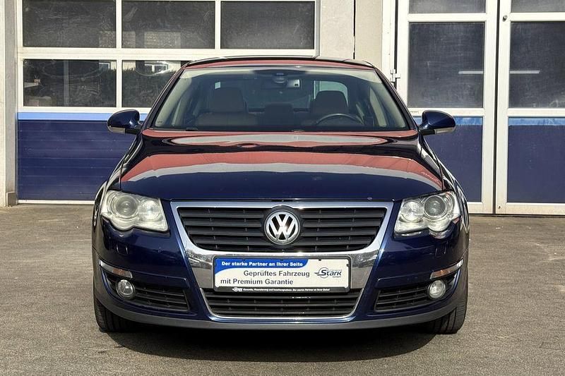 Gebraucht VW Passat Comfortline 200 PS (147 kW) 2008 Blau Limousine