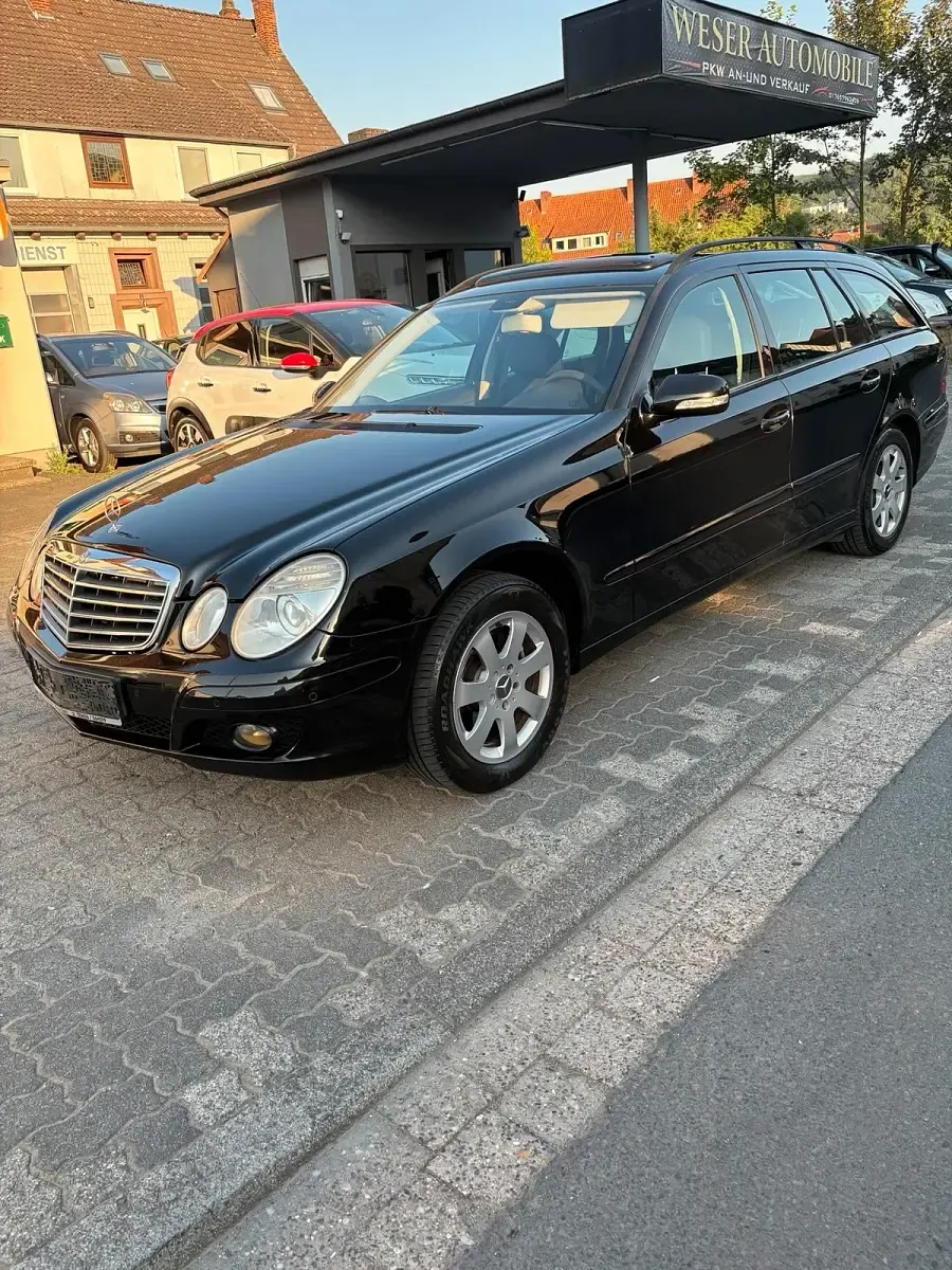 Gebraucht Mercedes E200 184 PS (135 kW) 2008 Schwarz Kombi