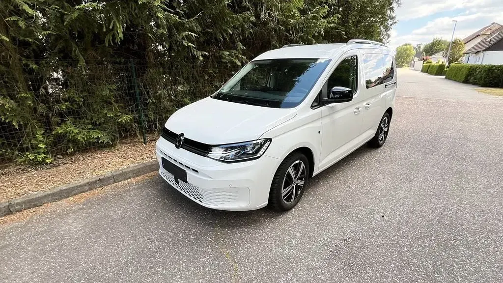 Gebraucht VW Caddy Life 116 PS (85 kW) 2025 Weiß Van / Kleinbus