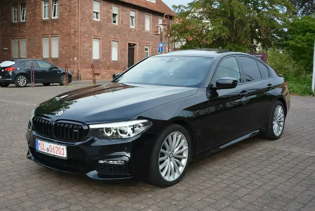 Gebraucht BMW 530 M Sport 265 PS (194 kW) 2017 Schwarz Limousine