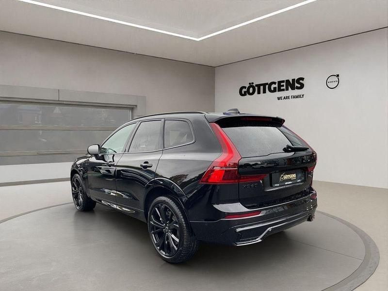 Neu Volvo XC60 Plus 455 PS (334 kW) 2026 Schwarz SUV