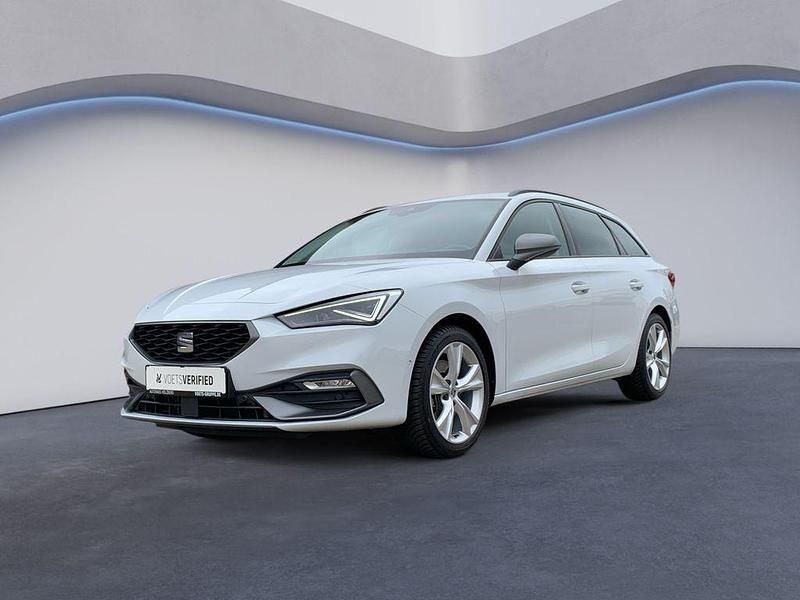 "nevada" weiss Gebraucht 2024 Seat Leon ST FR Kombi | 28.490 € (Fairer Preis) - Bild 1/4