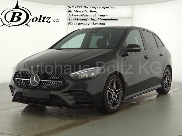 Gebraucht Mercedes B200 AMG 163 PS (119 kW) 2022 Schwarz Van / Kleinbus