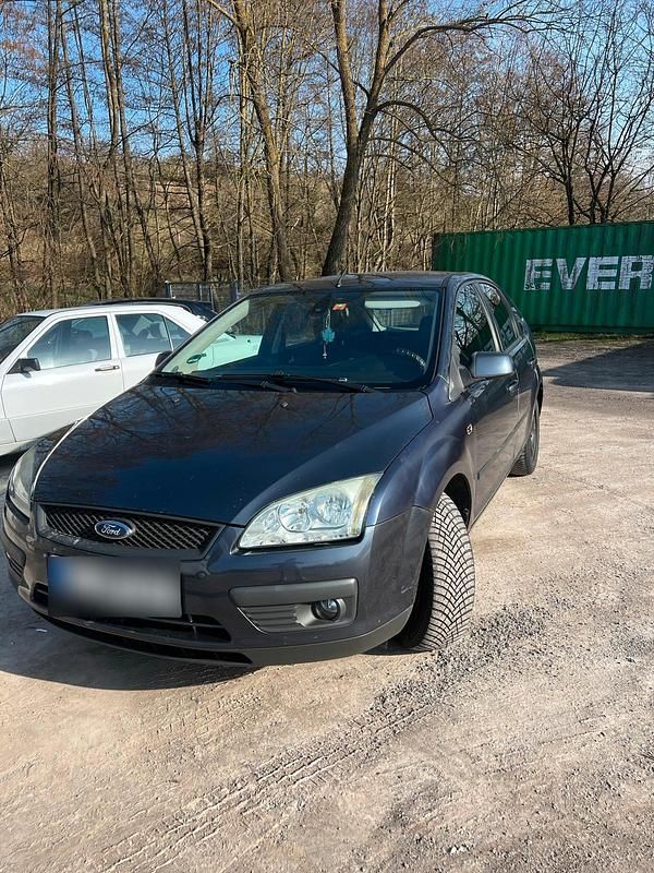 Second-hand Ford Focus 125 CP (91 kW) 2007 Gri Hatchback