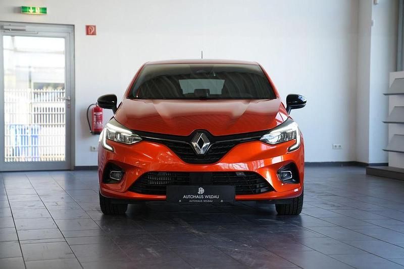 Gebraucht Renault Clio V Edition One 131 PS (96 kW) 2020 Valencia orange Limousine