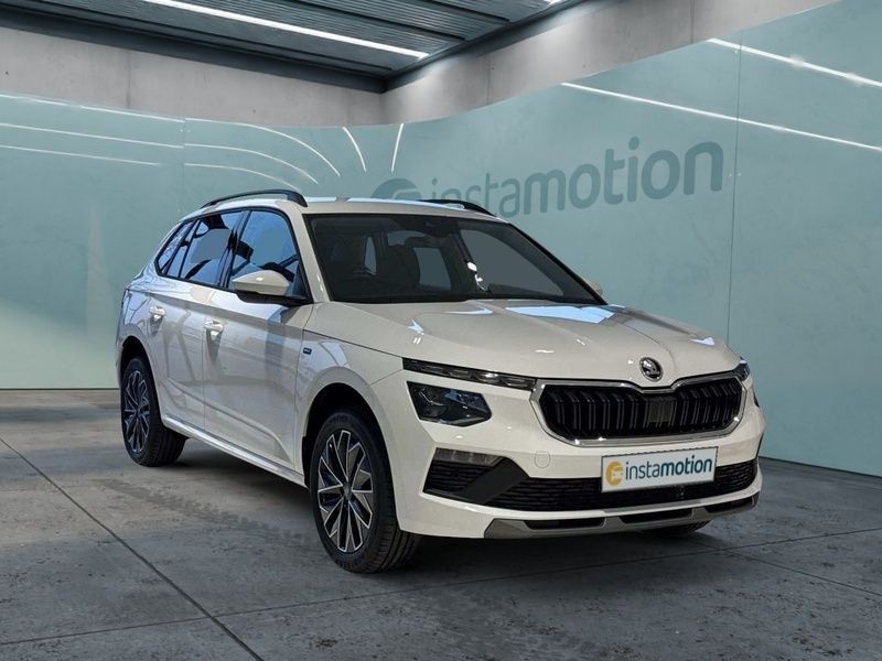 Weiß Neu 2025 Skoda Kamiq Drive SUV | 25.480 € (Guter Preis) - Bild 1/4