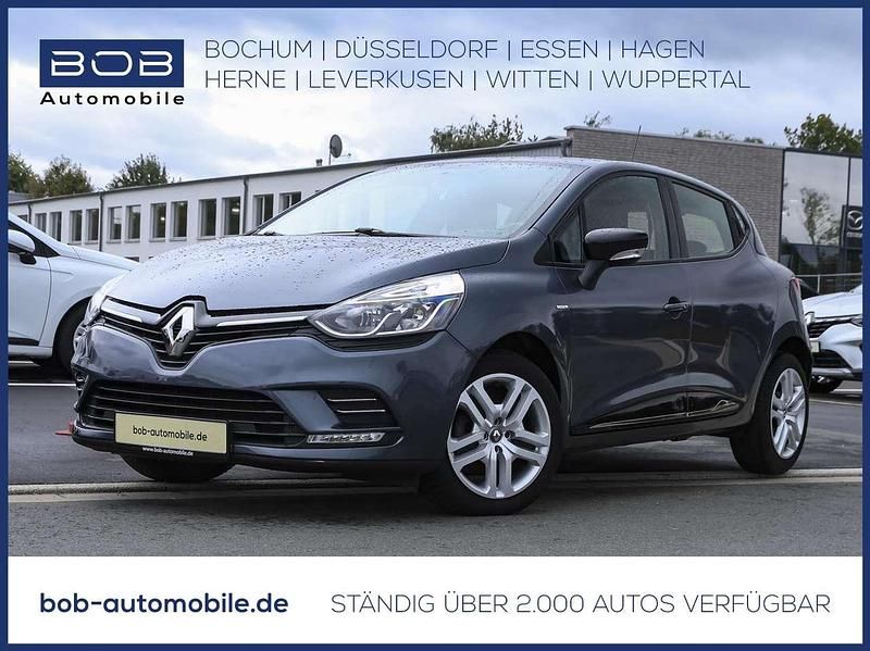 Titangrau metallic (grau) Gebraucht 2017 Renault Clio IV LIMITED Limousine | 10.480 € (Fairer Preis) - Bild 1/3