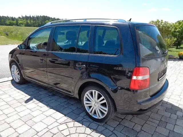 Gebraucht VW Touran Highline 116 PS (85 kW) 2006 Schwarz Van / Kleinbus