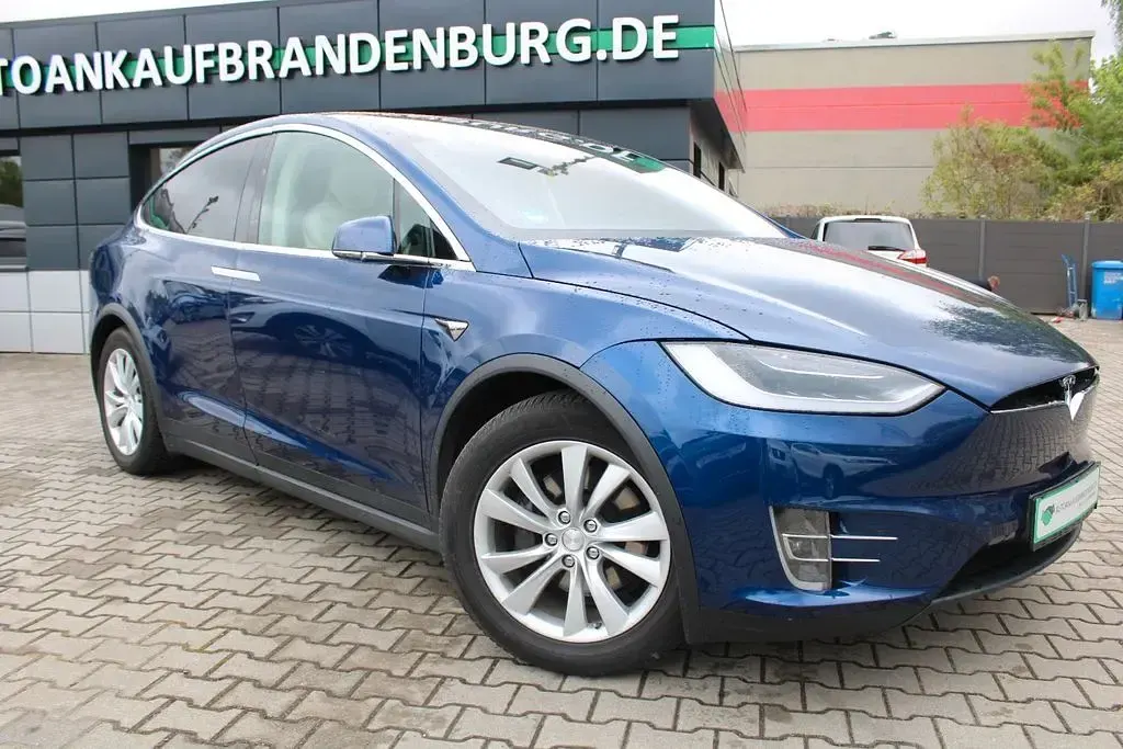 Usado Tesla Model X 344 kW (469 CV) 2018 Azul SUV