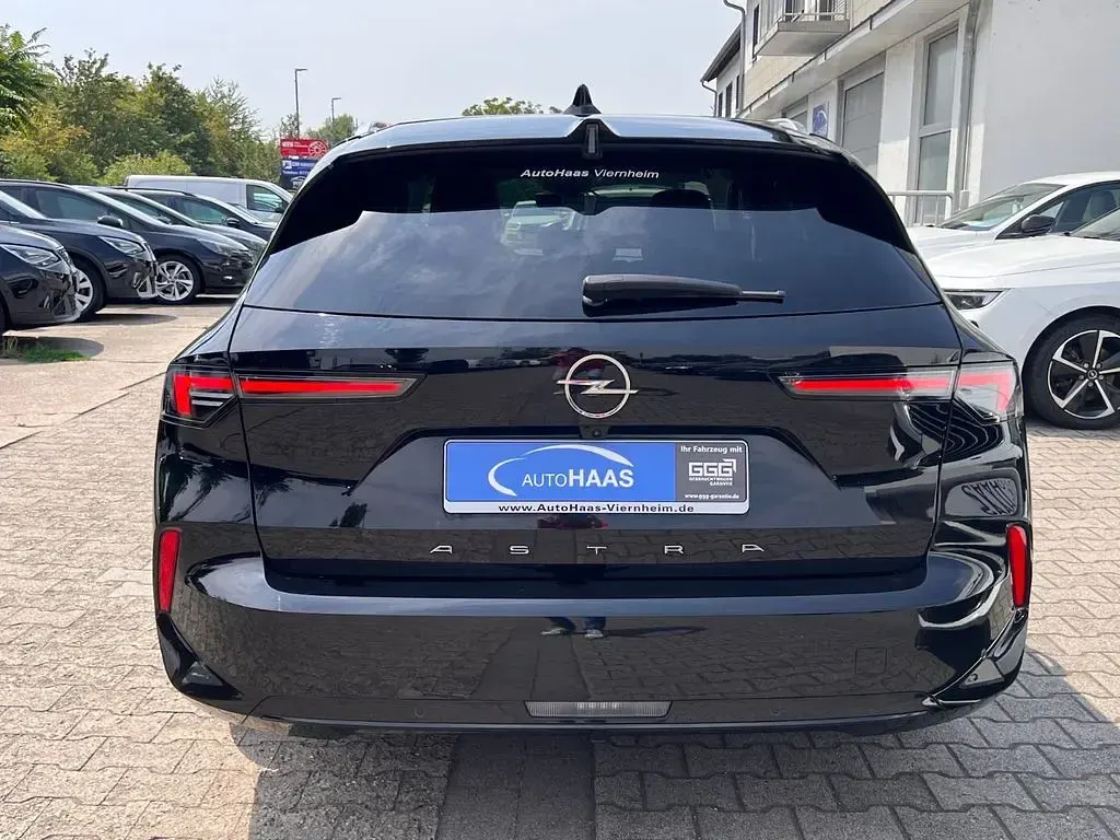 Gebraucht Opel Astra Elegance 131 PS (96 kW) 2023 Schwarz Kleinwagen