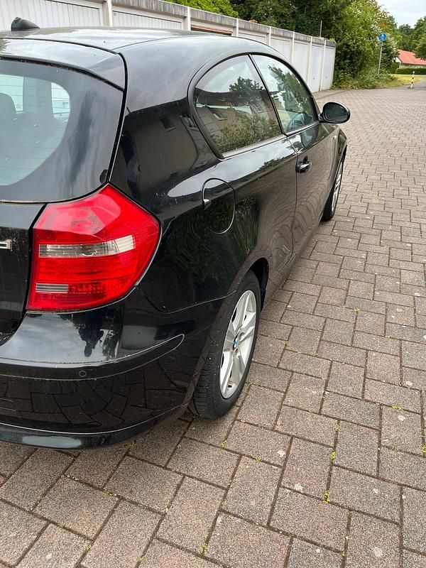 Gebraucht BMW 118 Coupé 143 PS (105 kW) 2009 Schwarz Coupé