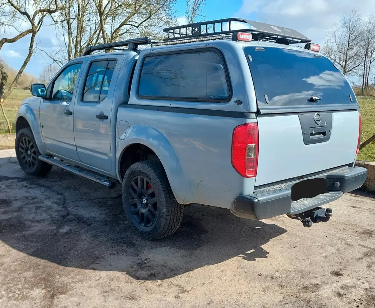 Gebraucht Nissan Navara 231 PS (169 kW) 2014 Grau Pickup