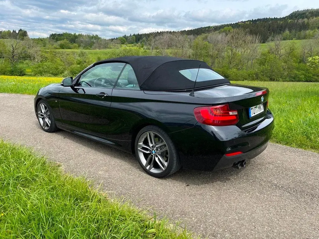 Gebraucht BMW 220 M Sport 190 PS (139 kW) 2015 Schwarz Cabrio