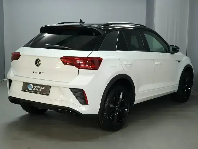 Second-hand VW T-Roc R-line 150 CP (110 kW) 2025 Alb SUV