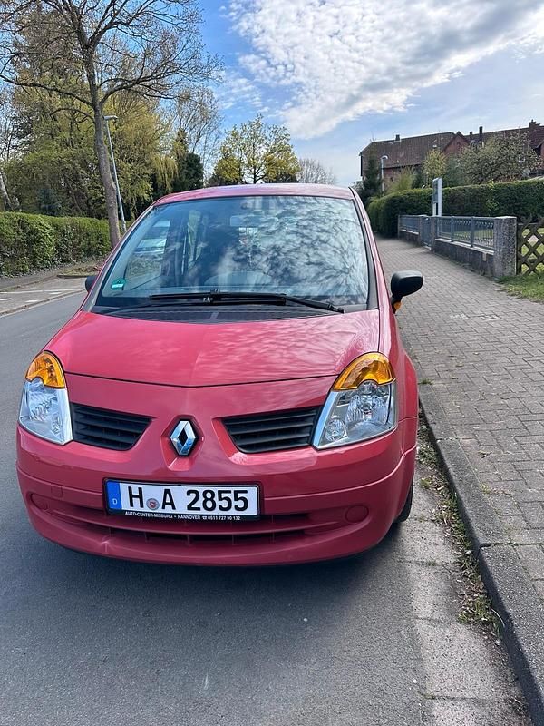 Second-hand Renault Modus 75 CP (55 kW) 2005 Roșu Monovolum