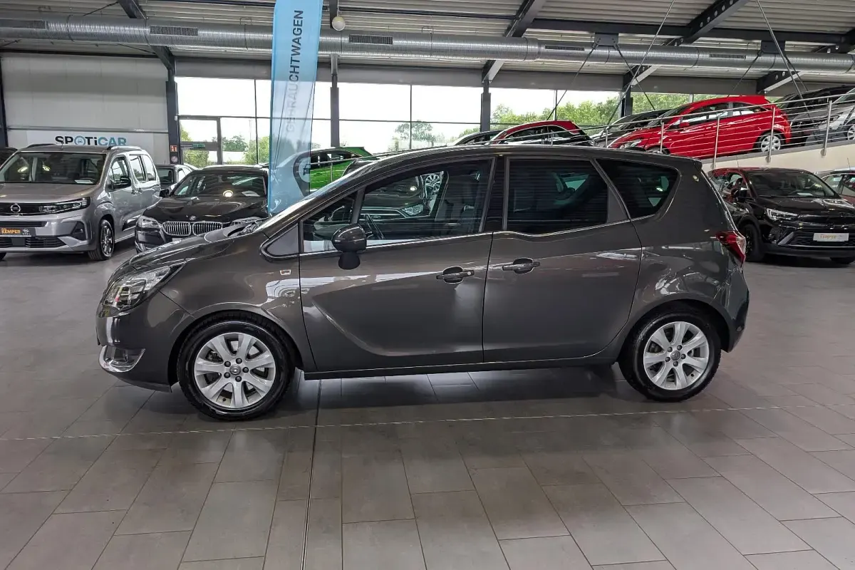 Gebraucht Opel Meriva Innovation 140 PS (102 kW) 2017 Grau metallic Van / Kleinbus