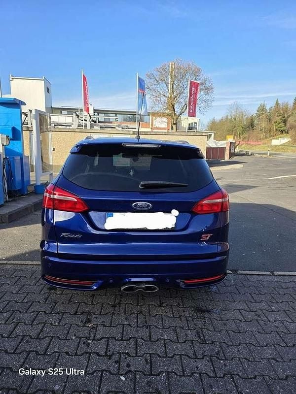 Gebraucht Ford Focus ST 185 PS (136 kW) 2016 Blau Kombi
