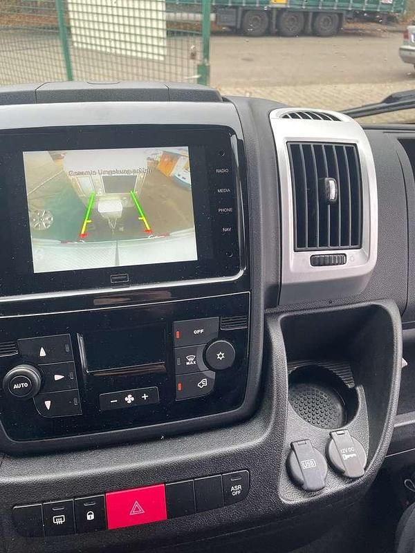 Gebraucht Citroën Jumper 165 PS (121 kW) 2023 Weiß Van / Kleinbus